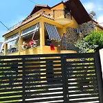 Deluxe Groundfloor With Garden Only For Long Term Minimum 3 Months