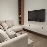 Apartamento Deluxe Groundfloor With Garden Only For Long Term Minimum 3 Months *