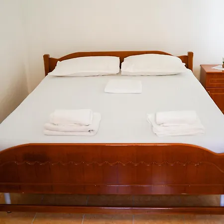 Apartman Deluxe Groundfloor With Beautiful Garden For Long Term *