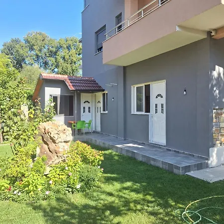 דירה Deluxe Groundfloor With Garden Only For Long Term Minimum 3 Months