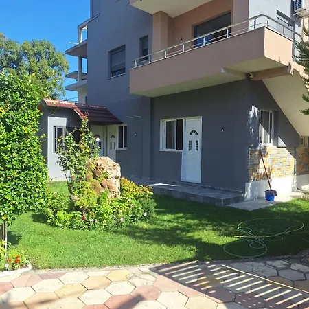 Deluxe Groundfloor With Garden Only For Long Term Rental Durrës