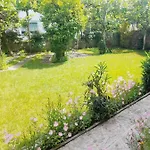 Deluxe Groundfloor With Garden Only For Long Term Minimum 3 Months Apartman *