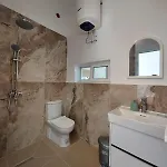 Deluxe Groundfloor With Garden Only For Long Term Minimum 3 Months Durrës