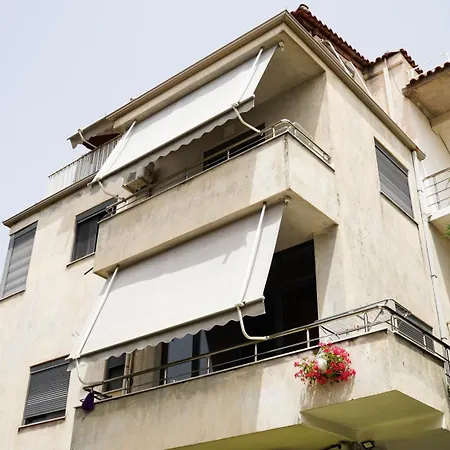 Апартаменты Vila Aliaj Deluxe Groundfloor With Beautiful Garden Дуррес
