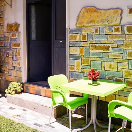 Appartement Deluxe Groundfloor With Garden Only For Long Term Rental Durrës