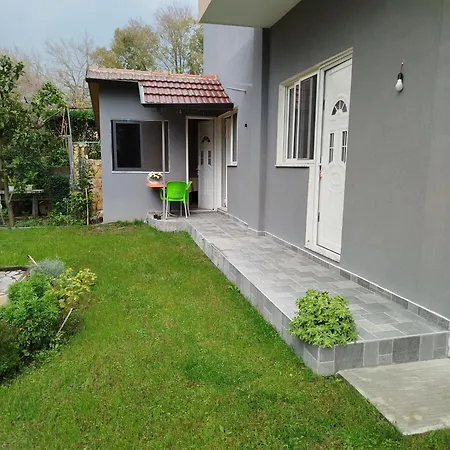 Deluxe Groundfloor With Garden Only For Long Term Minimum 3 Months Apartment *