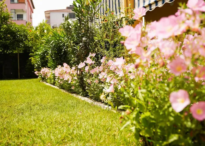 Apartmán Deluxe Groundfloor With Garden Only For Long Term